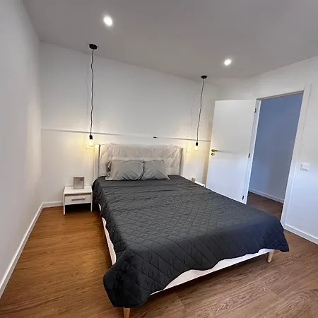 Riverlight Apartment *